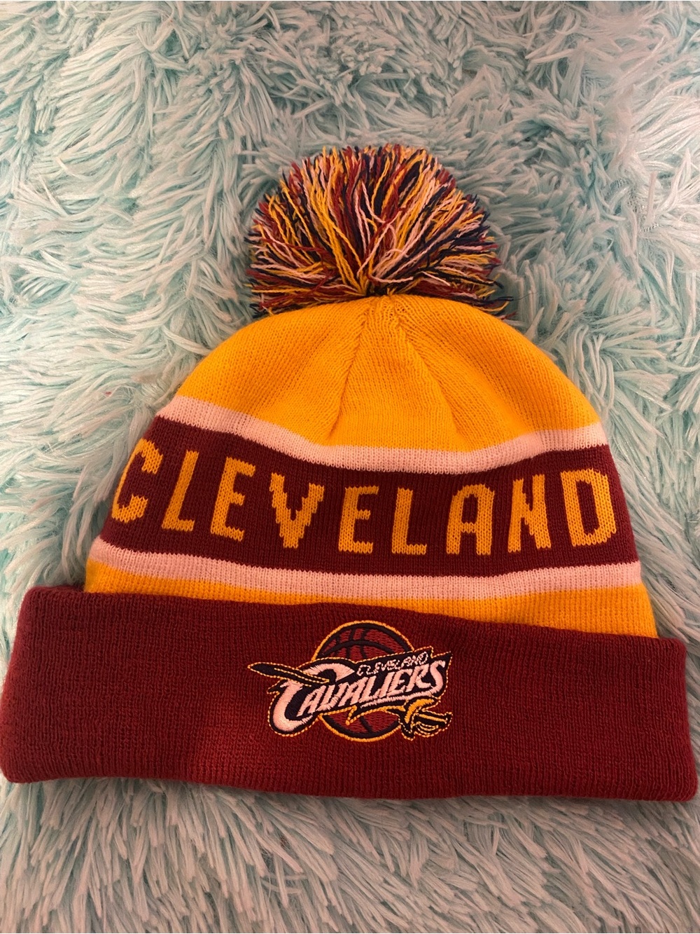 Cleveland Cavaliers Pom Beanie - Maroon & Gold